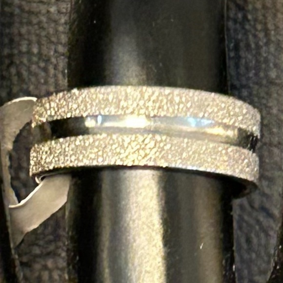 BN Stainless Steel Ring
Size 18 - Picture 3 of 3